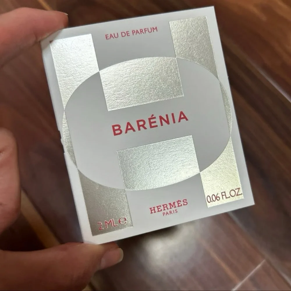 NEW ~ HERMES ~ 5 SAMPLES SET